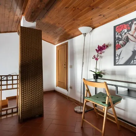 Appartement Via Ricasoli Apartment, Next To Accademia