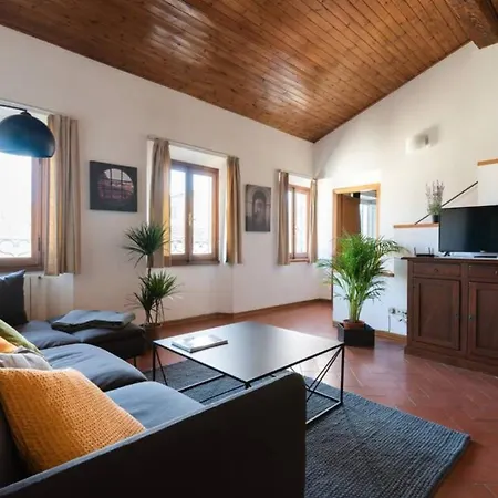 Апартаменты Via Ricasoli Apartment, Next To Accademia