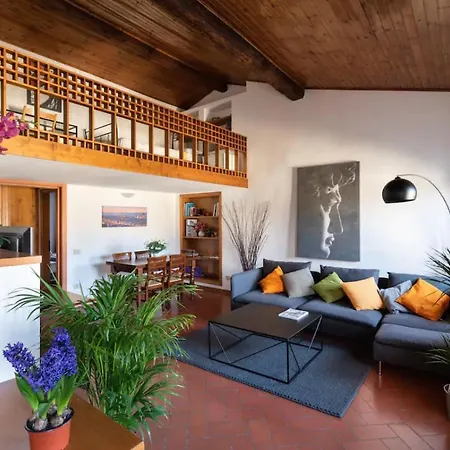 Апартаменты Via Ricasoli Apartment, Next To Accademia